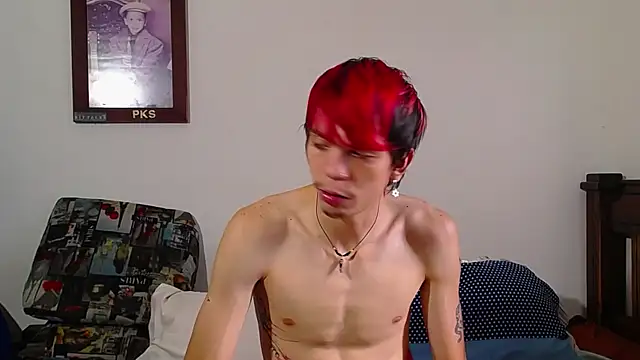 Snapshot of Twink_Temptation chatting on December 16, 2025, 6:46 pm Twink Temptation online show from December 16, 2025, 6:46 pm