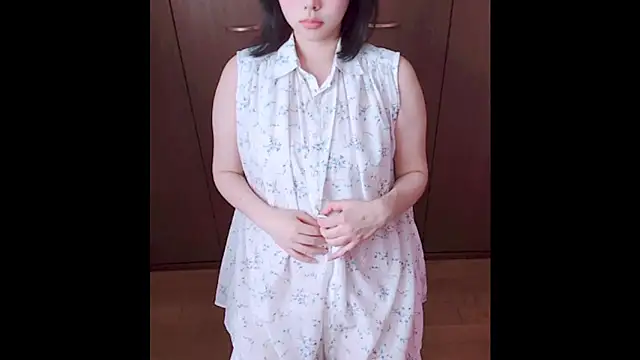 Anne-japanese- online show from August 2, 2026, 1:26 am