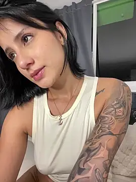 Ale Lewis online show from January 3, 2025, 11:33 pm