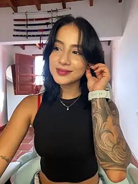 Ale Lewis online show from November 25, 2025, 9:04 pm