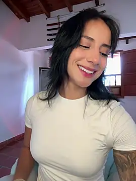 Ale Lewis online show from April 26, 2026, 9:01 pm