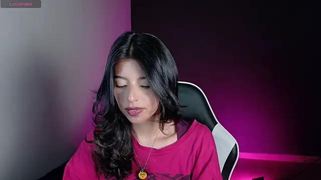 Snapshot of NanaRott chatting on July 13, 2026, 9:39 pm NanaRott online show from July 13, 2026, 9:39 pm