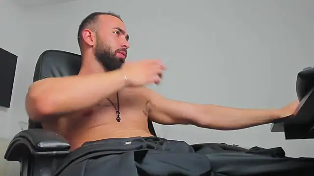 MichaelMasterss online show from December 28, 2024, 9:08 pm