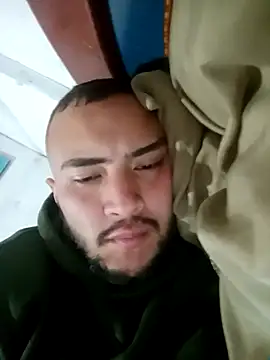 Snapshot of Stiven088 chatting on December 5, 2025, 2:47 pm Stiven088 online show from December 5, 2025, 2:47 pm