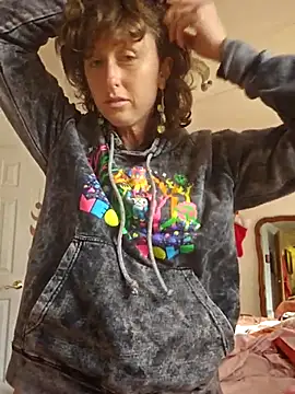 mossy kiss online show from December 19, 2025, 3:52 pm