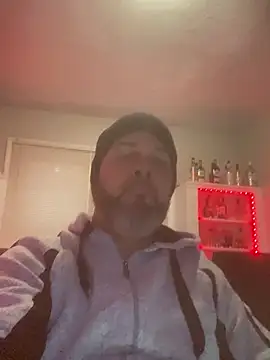 Snapshot of Cristian-Brayan chatting on February 6, 2025, 1:10 pm Cristian-Brayan online show from February 6, 2025, 1:10 pm