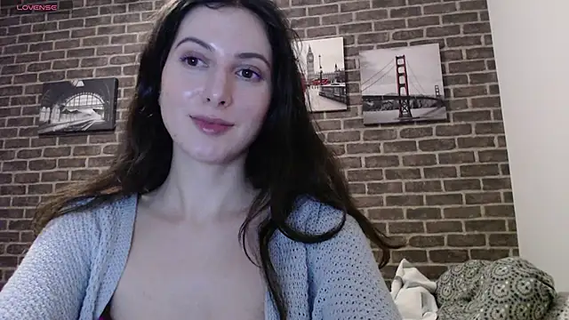  Hot Lady  online show from December 23, 2024, 6:27 pm