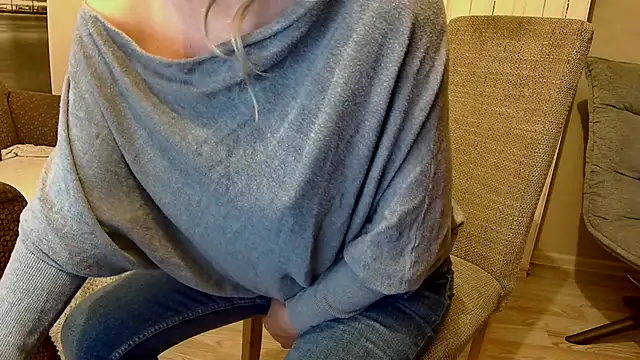 mesexylady34 online show from October 11, 2025, 6:17 pm