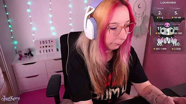 JustKerry online show from November 7, 2025, 9:31 am