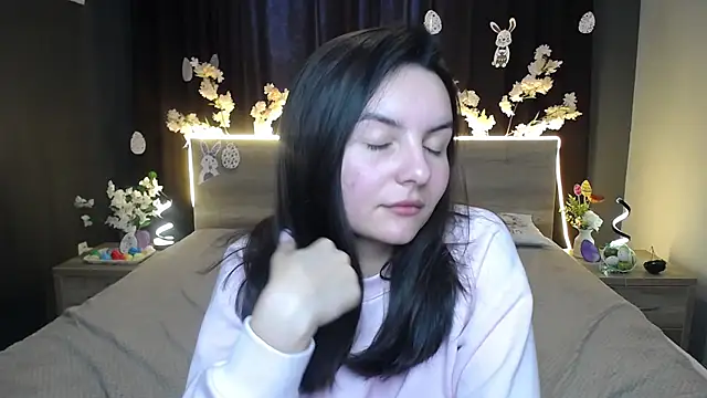 JasmineAsha online show from April 2, 2026, 9:40 am