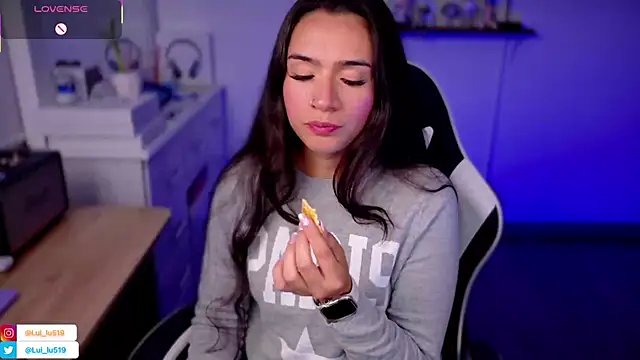 ImLui lu online show from October 1, 2025, 12:05 am