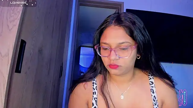 Snapshot of iriss_25 chatting on July 14, 2026, 9:36 am iriss 25 online show from July 14, 2026, 9:36 am