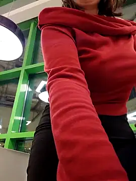 ROXOLANAA SEXY online show from April 14, 2026, 5:52 pm