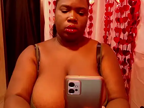 Tishabrown  online show from December 1, 2025, 12:15 am