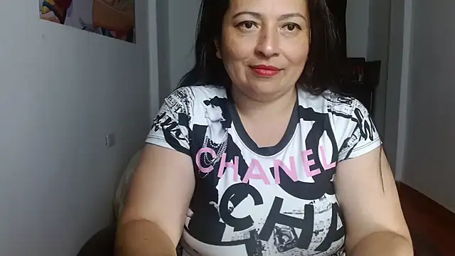 Snapshot of Victoriaevans1 chatting on May 4, 2026, 5:31 pm Victoriaevans1 online show from May 4, 2026, 5:31 pm