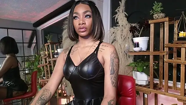 emely brandon online show from December 6, 2024, 4:36 am