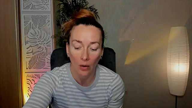 RebeccaMartinez online show from April 12, 2026, 7:13 am