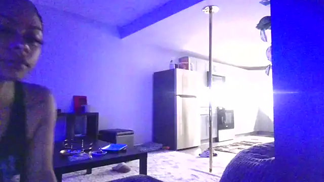 leanarose10 online show from June 20, 2026, 10:18 am