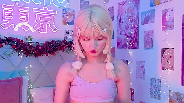 Snapshot of EffyEfans chatting on January 9, 2025, 4:19 am EffyEfans online show from January 9, 2025, 4:19 am