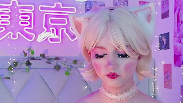 Snapshot of EffyEfans chatting on January 25, 2025, 11:55 am EffyEfans online show from January 25, 2025, 11:55 am