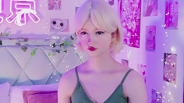 Snapshot of EffyEfans chatting on February 20, 2025, 4:28 am EffyEfans online show from February 20, 2025, 4:28 am