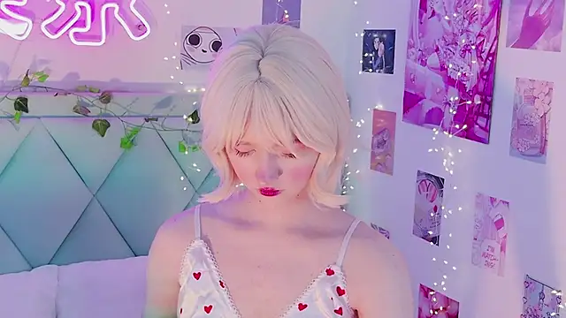 Snapshot of EffyEfans chatting on February 22, 2025, 4:40 am EffyEfans online show from February 22, 2025, 4:40 am