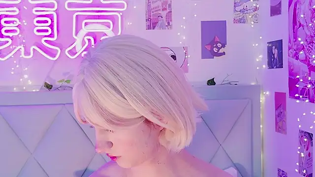 Snapshot of EffyEfans chatting on March 1, 2025, 4:37 am EffyEfans online show from March 1, 2025, 4:37 am