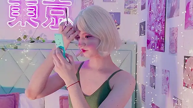 Snapshot of EffyEfans chatting on March 4, 2025, 4:38 am EffyEfans online show from March 4, 2025, 4:38 am