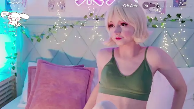 Snapshot of EffyEfans chatting on March 4, 2025, 11:40 am EffyEfans online show from March 4, 2025, 11:40 am