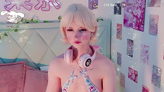 Snapshot of EffyEfans chatting on March 16, 2025, 11:49 am EffyEfans online show from March 16, 2025, 11:49 am