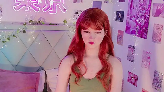 Snapshot of EffyEfans chatting on March 19, 2025, 4:14 am EffyEfans online show from March 19, 2025, 4:14 am