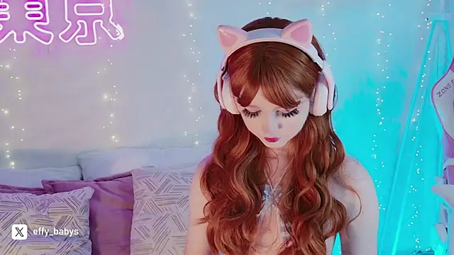 Snapshot of EffyEfans chatting on March 20, 2025, 7:47 am EffyEfans online show from March 20, 2025, 7:47 am