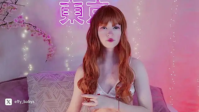 Snapshot of EffyEfans chatting on March 21, 2025, 4:17 am EffyEfans online show from March 21, 2025, 4:17 am