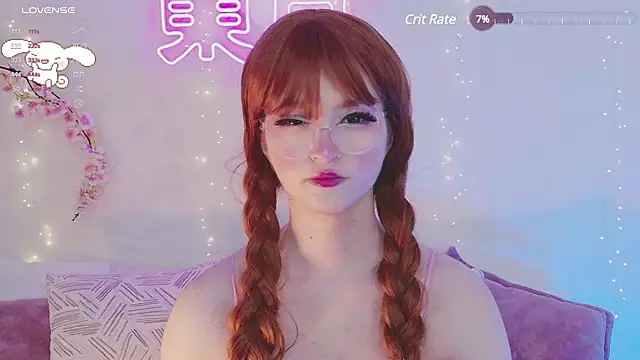 Snapshot of EffyEfans chatting on March 22, 2025, 11:32 am EffyEfans online show from March 22, 2025, 11:32 am