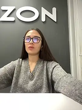 Snapshot of Sweet_Lollypop chatting on January 3, 2025, 7:06 am Sweet Lollypop online show from January 3, 2025, 7:06 am