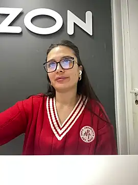 Snapshot of Sweet_Lollypop chatting on January 6, 2025, 7:42 am Sweet Lollypop online show from January 6, 2025, 7:42 am