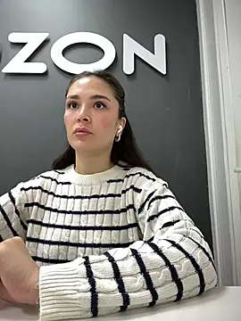 Snapshot of Sweet_Lollypop chatting on January 31, 2025, 6:24 am Sweet Lollypop online show from January 31, 2025, 6:24 am