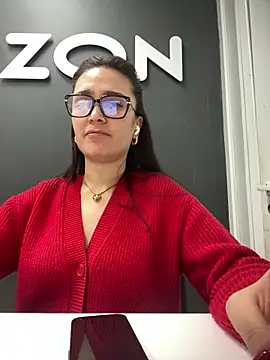 Snapshot of Sweet_Lollypop chatting on March 11, 2025, 5:02 pm Sweet Lollypop online show from March 11, 2025, 5:02 pm