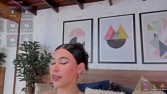 susan cute198 online show from November 23, 2025, 12:16 pm