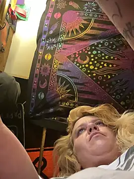 TrashleyRosebud online show from February 26, 2026, 6:51 pm