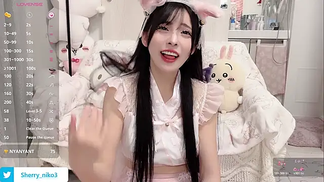 Snapshot of Sherry_niko chatting on November 19, 2025, 1:22 pm Sherry niko online show from November 19, 2025, 1:22 pm