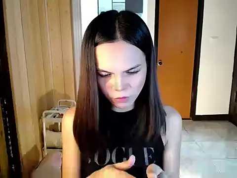 katie white online show from June 26, 2026, 7:57 am