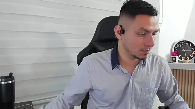 Rick Diesel  online show from October 8, 2025, 3:26 am