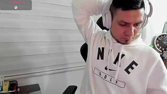 Snapshot of Rick_Diesel_ chatting on March 2, 2026, 5:08 am Rick Diesel online show from March 2, 2026, 5:08 am