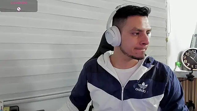 Snapshot of Rick_Diesel_ chatting on March 3, 2026, 3:01 am Rick Diesel online show from March 3, 2026, 3:01 am