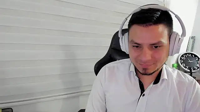 Snapshot of Rick_Diesel_ chatting on March 13, 2026, 4:08 am Rick Diesel online show from March 13, 2026, 4:08 am