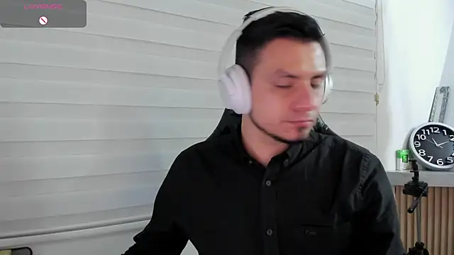 Snapshot of Rick_Diesel_ chatting on March 14, 2026, 4:07 am Rick Diesel online show from March 14, 2026, 4:07 am