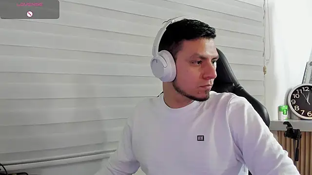 Snapshot of Rick_Diesel_ chatting on March 18, 2026, 4:59 am Rick Diesel online show from March 18, 2026, 4:59 am