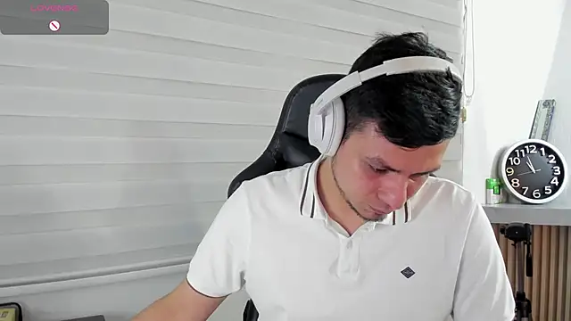 Snapshot of Rick_Diesel_ chatting on March 24, 2026, 3:55 am Rick Diesel online show from March 24, 2026, 3:55 am