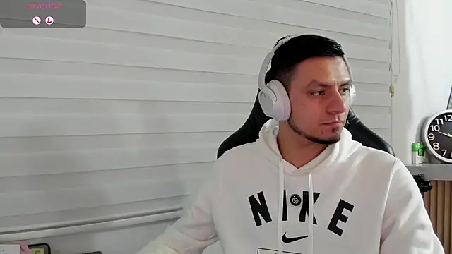 Snapshot of Rick_Diesel_ chatting on April 11, 2026, 7:45 am Rick Diesel online show from April 11, 2026, 7:45 am